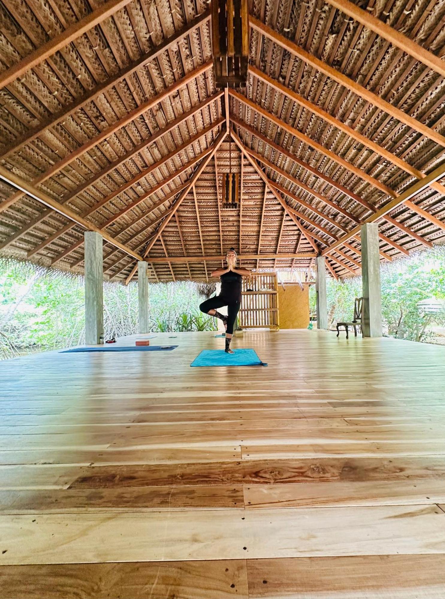 Marakolliya Beach Resort Tangalle Ngoại thất bức ảnh
